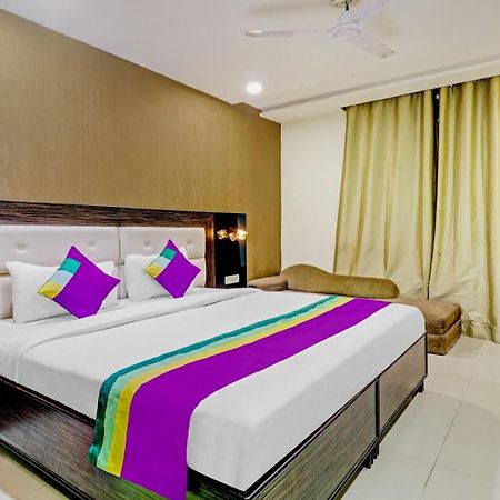 Light House Agra By Park Tree Hotel Екстериор снимка