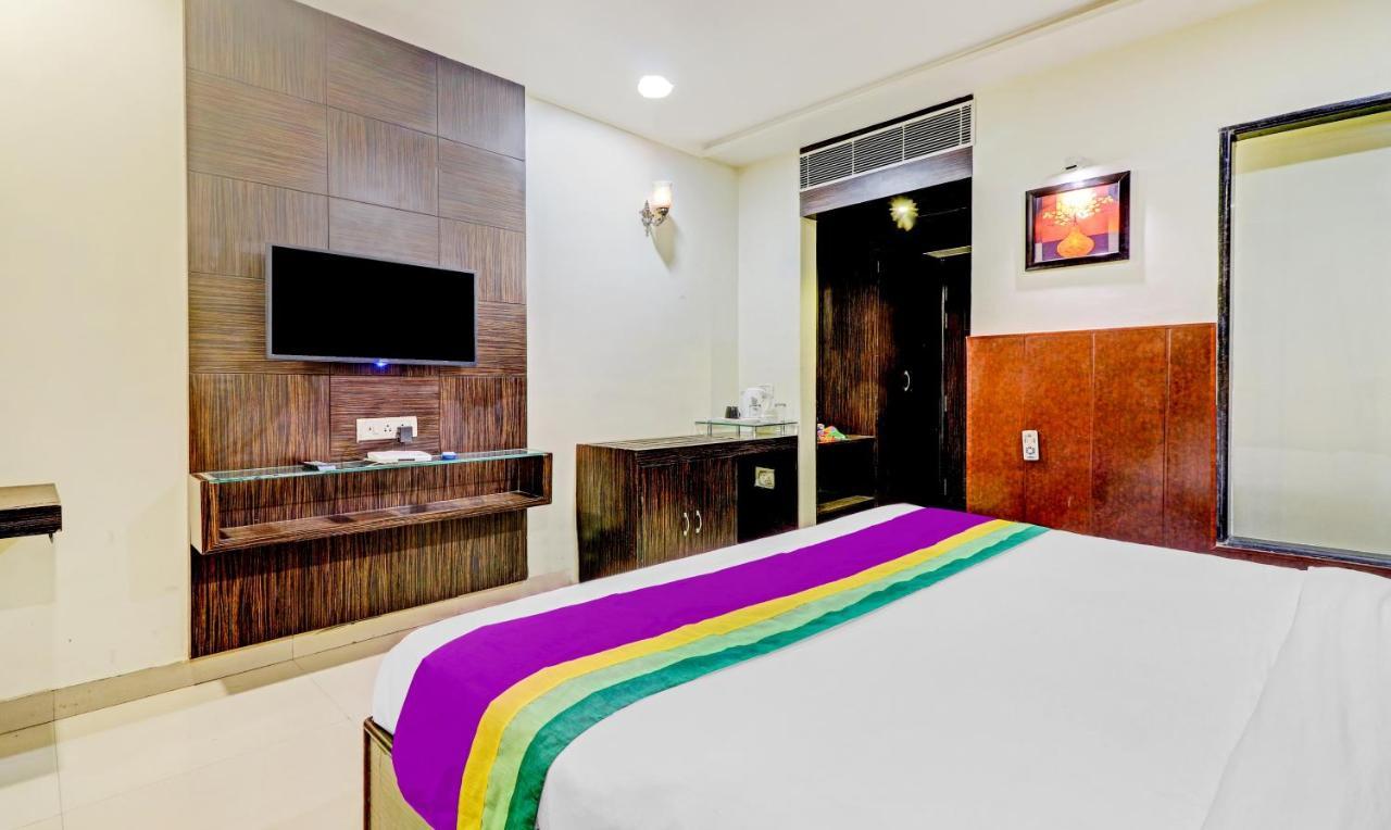 Light House Agra By Park Tree Hotel Екстериор снимка