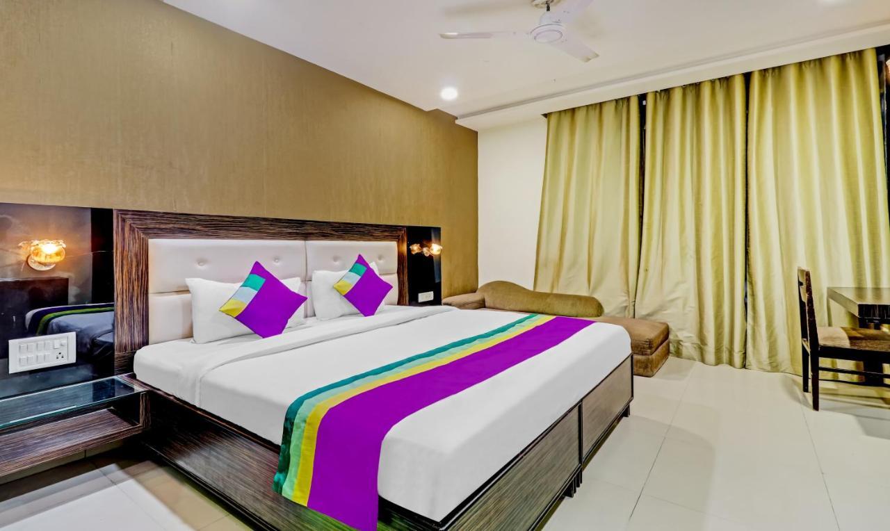 Light House Agra By Park Tree Hotel Екстериор снимка