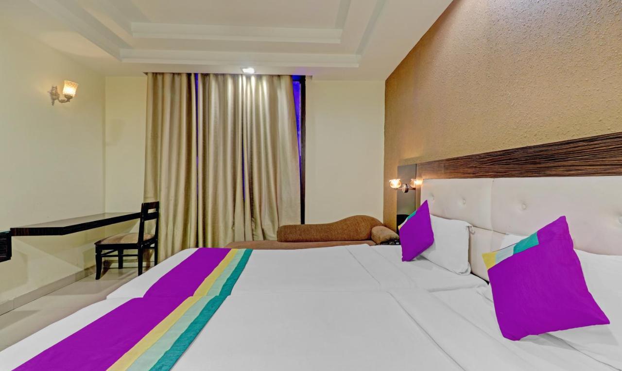 Light House Agra By Park Tree Hotel Екстериор снимка