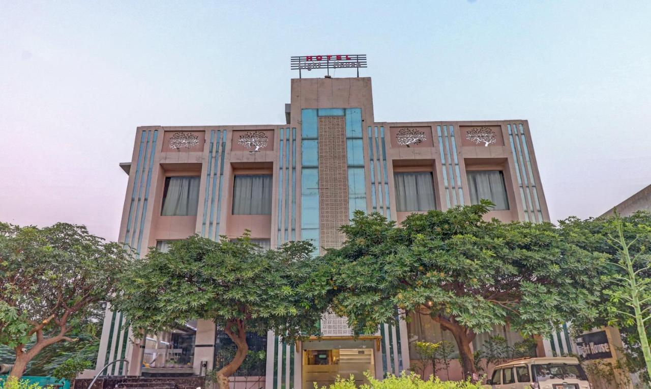 Light House Agra By Park Tree Hotel Екстериор снимка