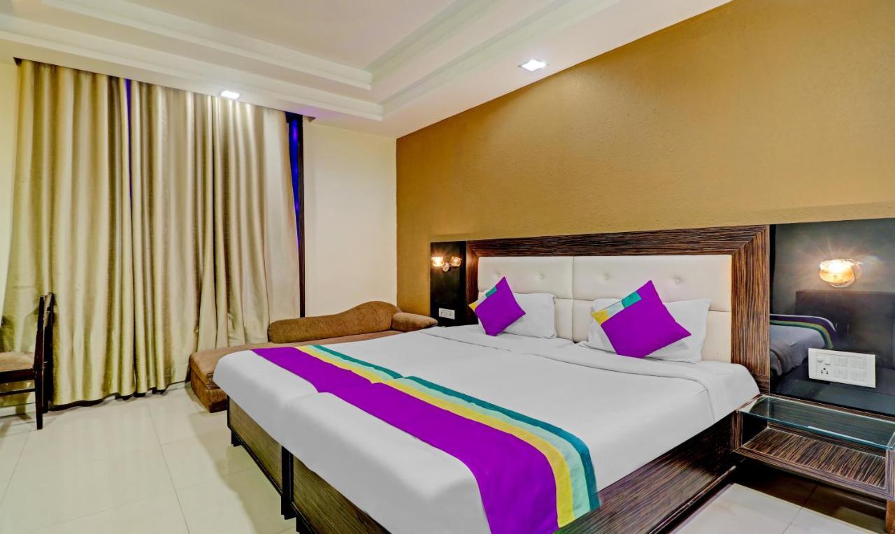 Light House Agra By Park Tree Hotel Екстериор снимка