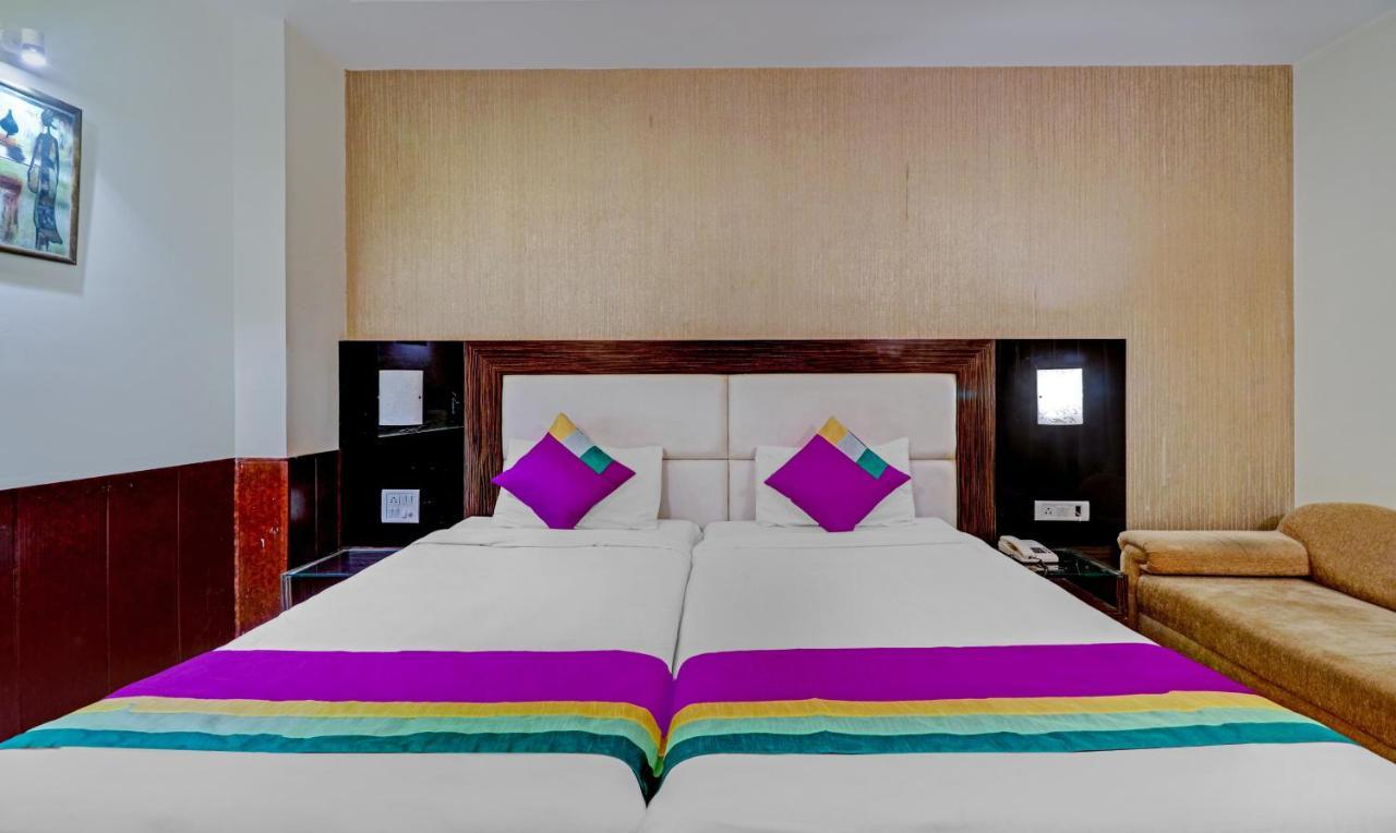 Light House Agra By Park Tree Hotel Екстериор снимка