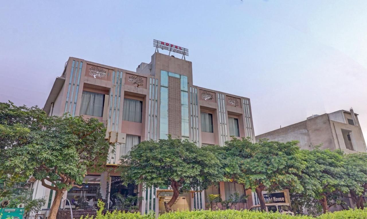 Light House Agra By Park Tree Hotel Екстериор снимка