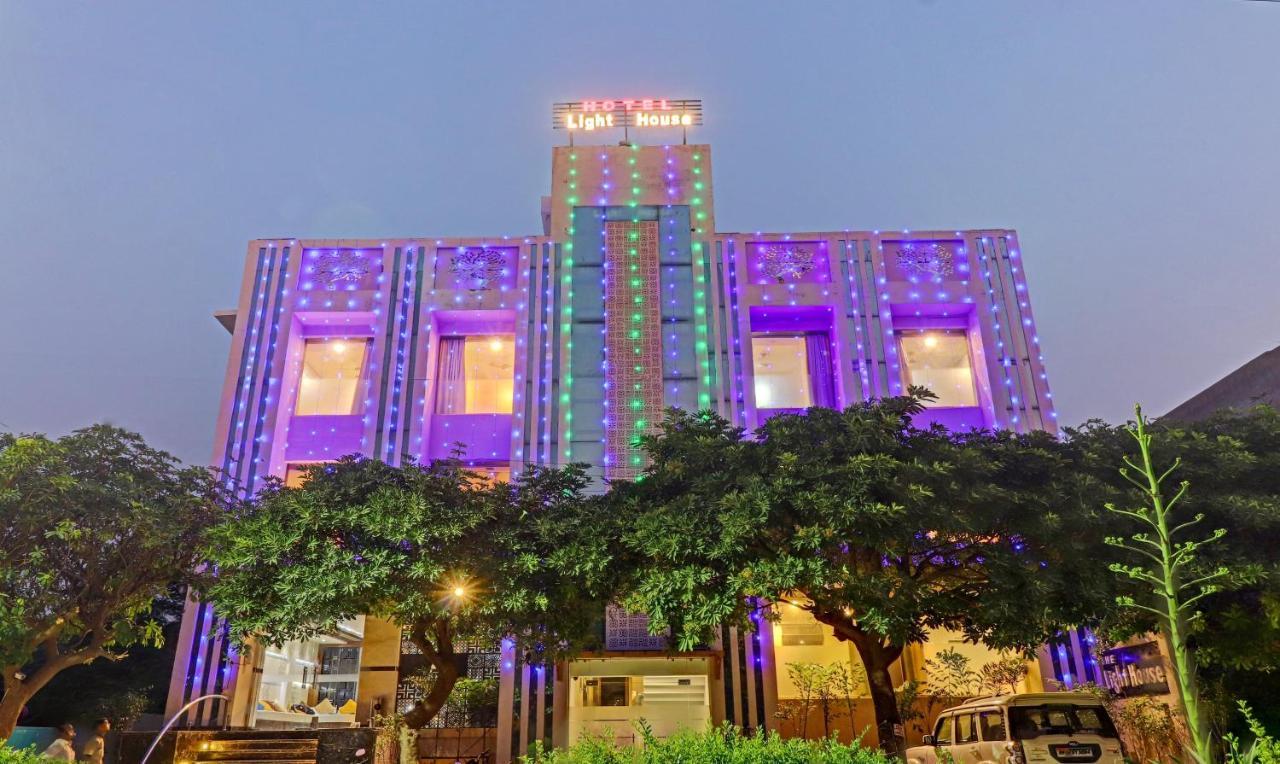 Light House Agra By Park Tree Hotel Екстериор снимка