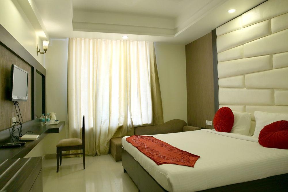 Light House Agra By Park Tree Hotel Екстериор снимка